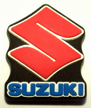 Значок резиновый "Suzuki" зр08